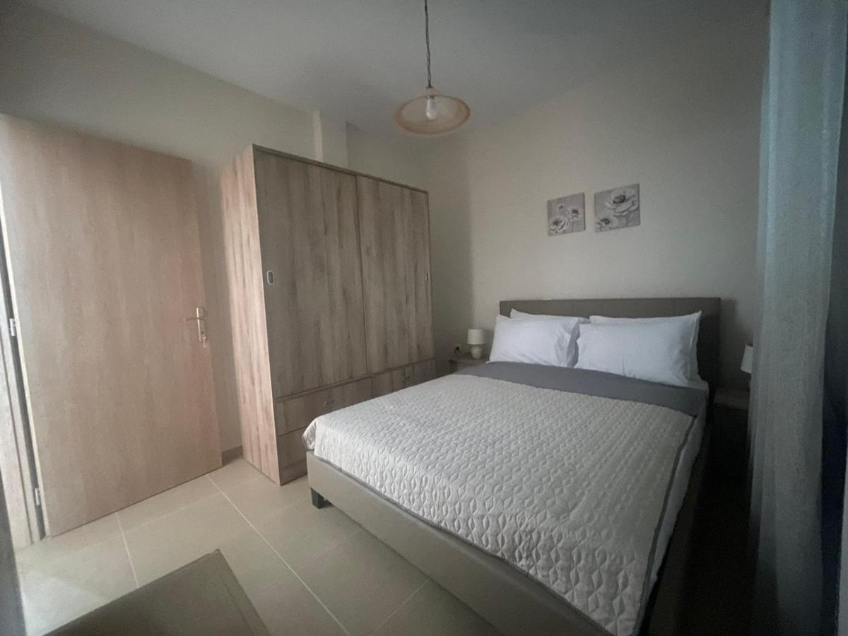 Apartament Nastazia Néa Péramos Zewnętrze zdjęcie